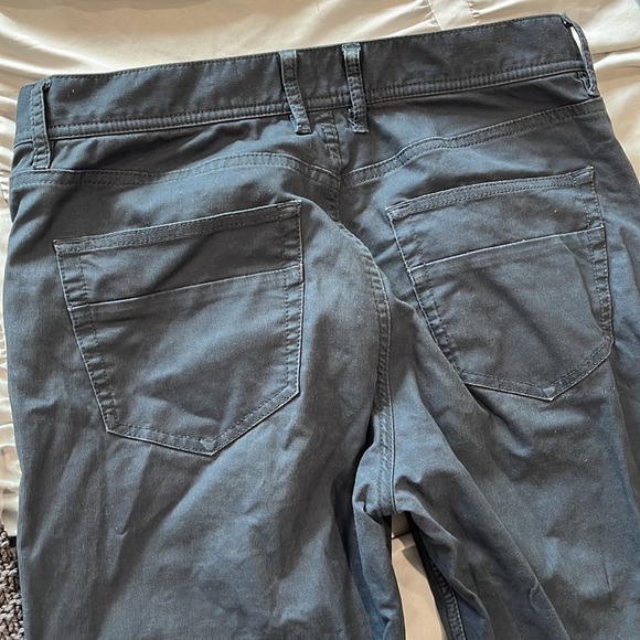 Red Ale by Alesbury Slim Navy Blue Chino Pants - Picture 4 of 4